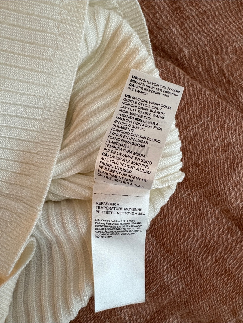 White House Black Market NWT One-Shoulder Ruffle Ribbed Tank in Ivory - Picture 6 of 11